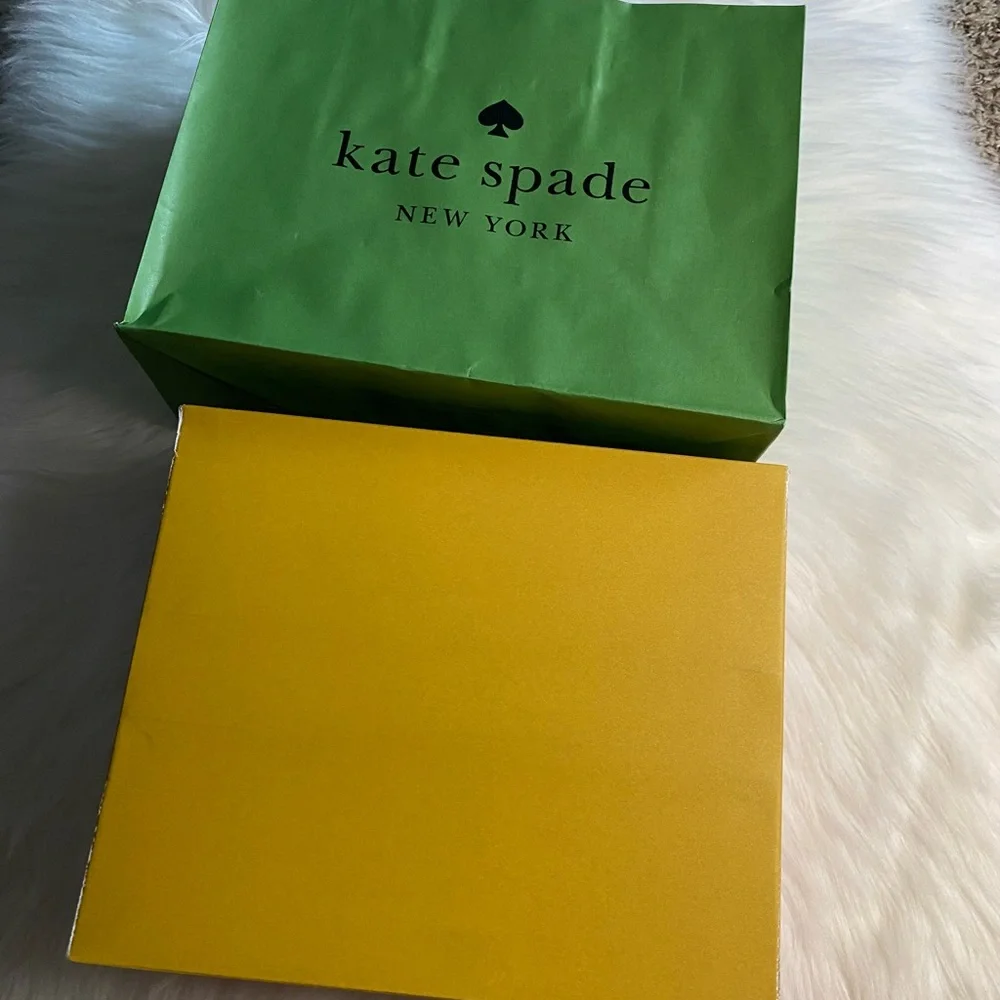 COPY - Kate Spade empty gift box gift bag gift wrap